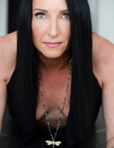 beth_leitzke_branding_nicolez_yoga_2026-64